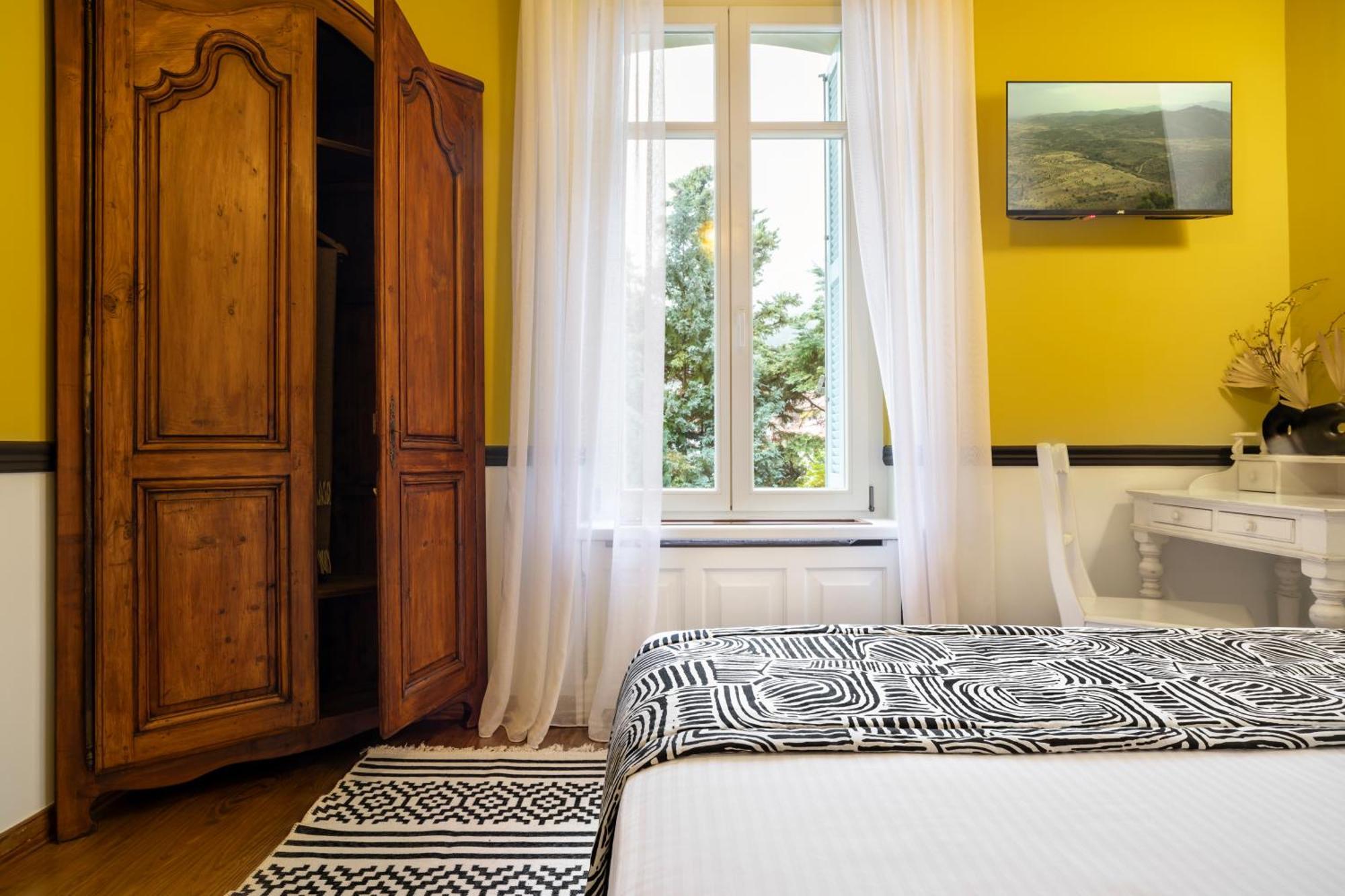 Archontiko Parnassus Dadi Hotel Амфиклия Екстериор снимка