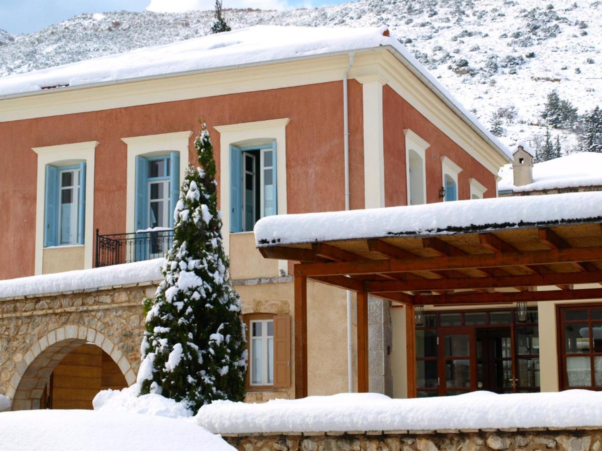 Archontiko Parnassus Dadi Hotel Амфиклия Екстериор снимка